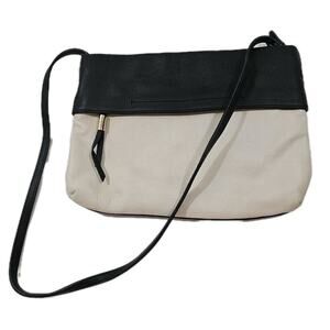 Banana Republic Shoulder Handbag Women Black Ecru Colorblock Leather Purse Bag